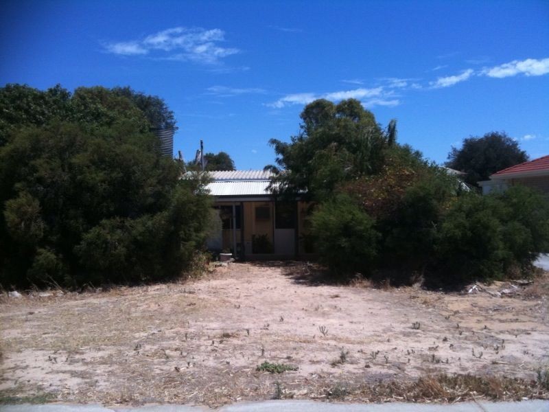 77 Dampier Drive, Golden Bay WA 6174