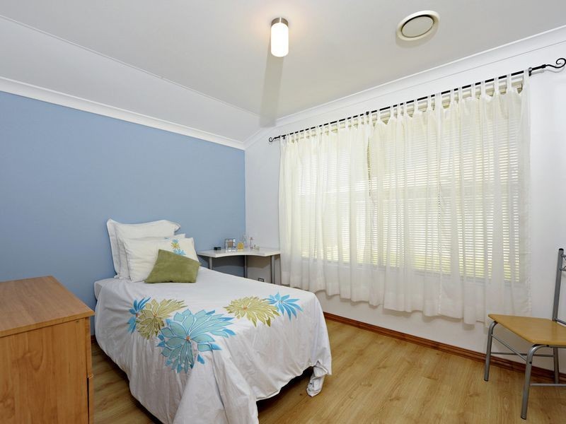 15 Shoalhaven Place, Waikiki WA 6169