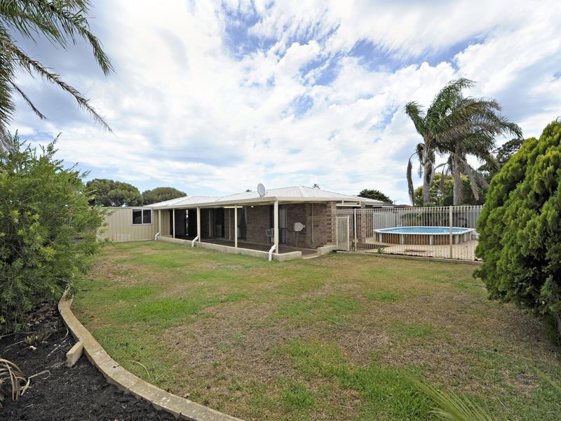 3 Jaugle Place, Waikiki WA 6169