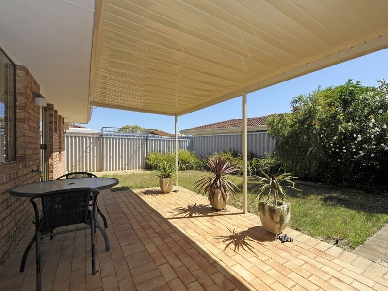 2/8 Merope Close, Rockingham WA 6168
