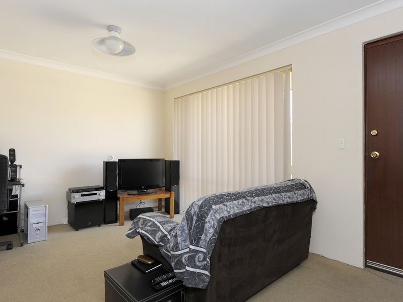 2/8 Merope Close, Rockingham WA 6168