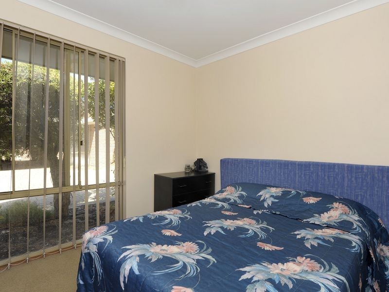 2/8 Merope Close, Rockingham WA 6168