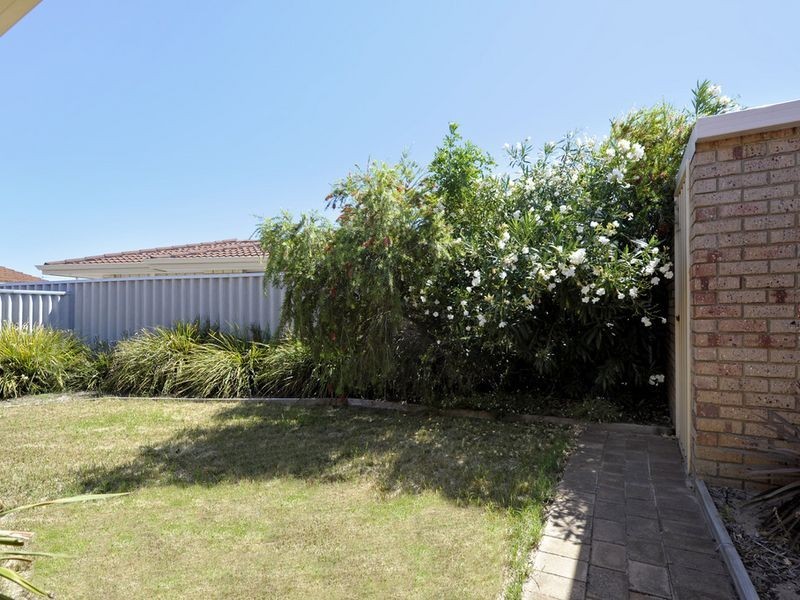 2/8 Merope Close, Rockingham WA 6168