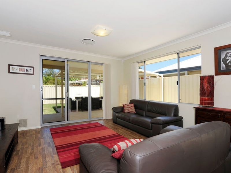 7 Gorman Place, Calista WA 6167