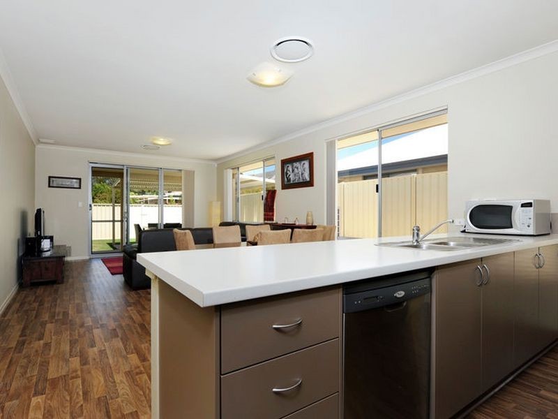 7 Gorman Place, Calista WA 6167