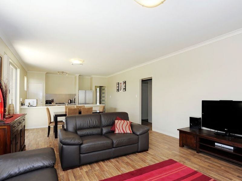 7 Gorman Place, Calista WA 6167