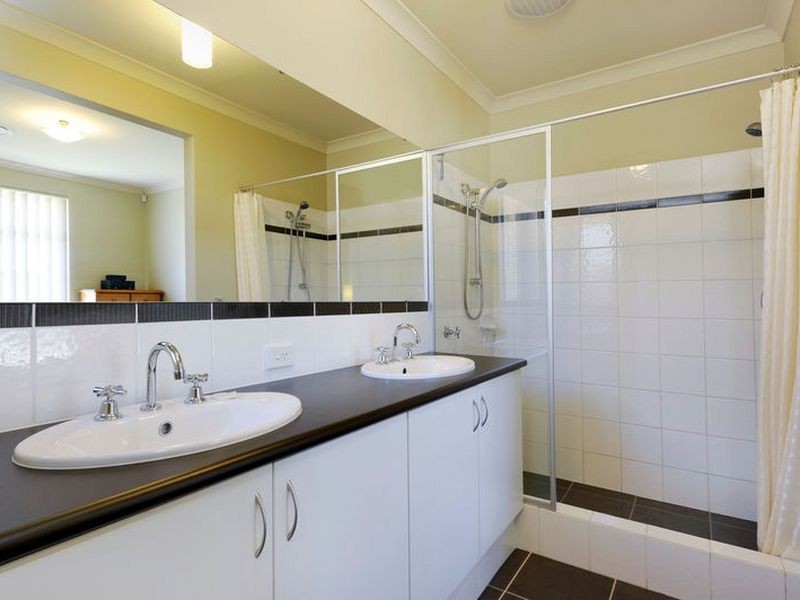 7 Gorman Place, Calista WA 6167