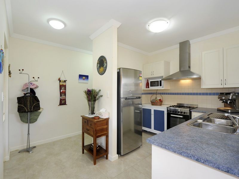 1/110 Parkin Street, Rockingham WA 6168