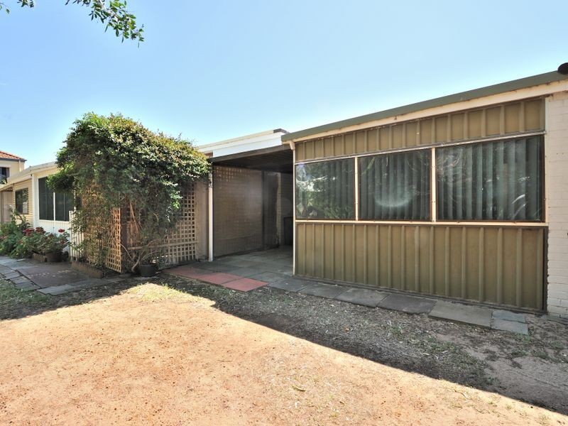 4/70 Kent Street, Rockingham WA 6168