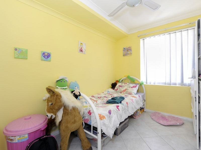 23 Jean Pierre Drive, Port Kennedy WA 6172