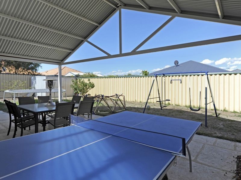 23 Jean Pierre Drive, Port Kennedy WA 6172