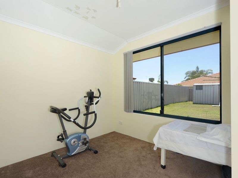 67 Fairview Drive, Waikiki WA 6169