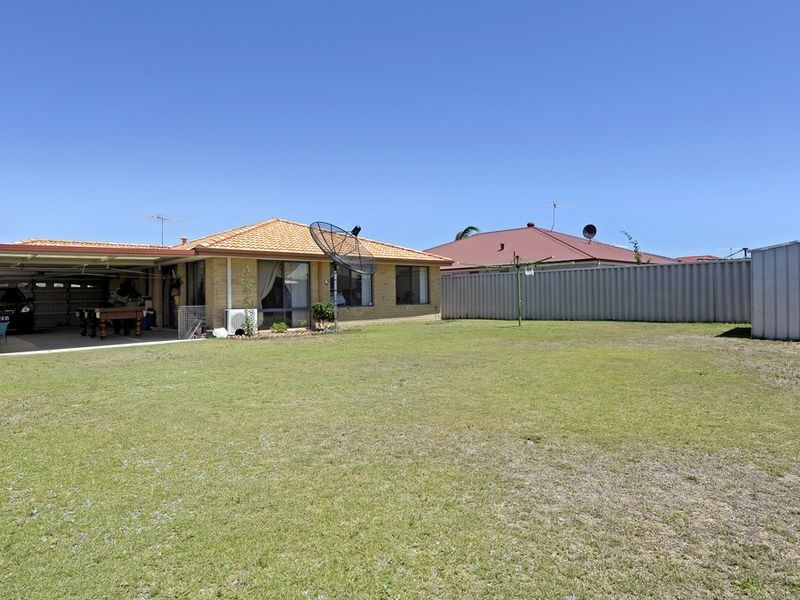 67 Fairview Drive, Waikiki WA 6169