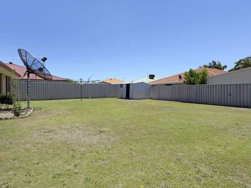 67 Fairview Drive, Waikiki WA 6169