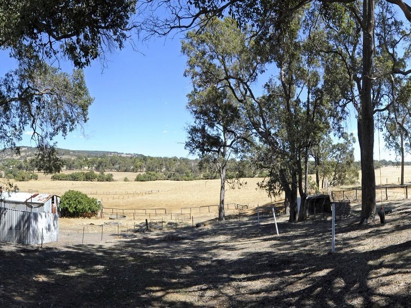 45 Watkins Road, Mundijong WA 6123