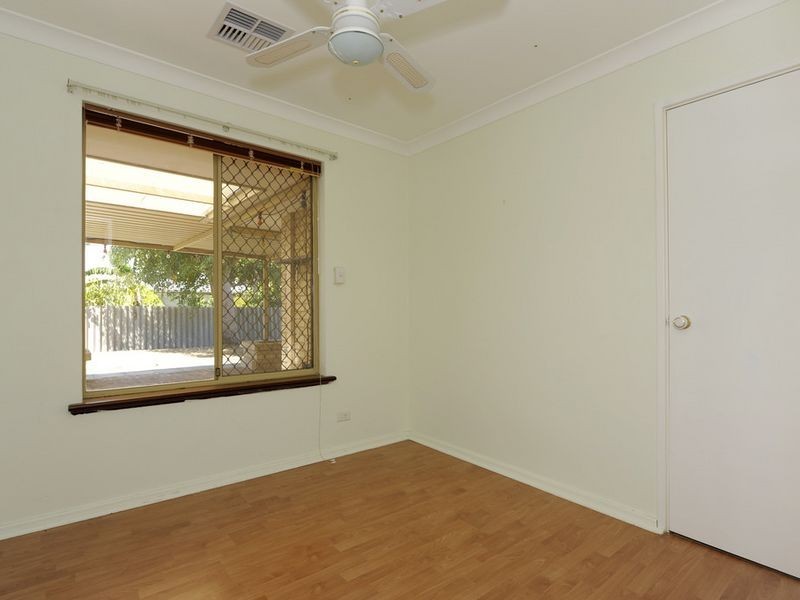 32 Noreena Avenue, Golden Bay WA 6174