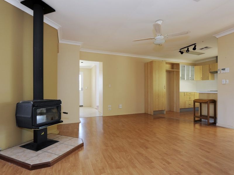 32 Noreena Avenue, Golden Bay WA 6174