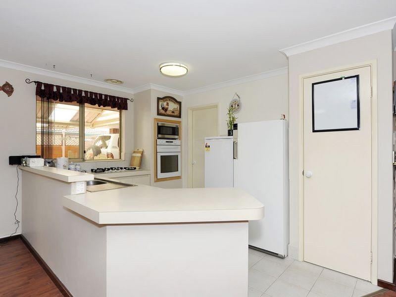 3 Florida Road, Safety Bay WA 6169