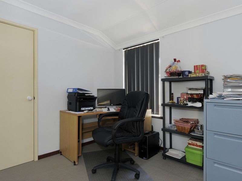 3 Florida Road, Safety Bay WA 6169