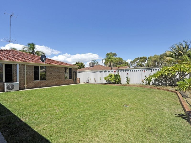 3 Florida Road, Safety Bay WA 6169