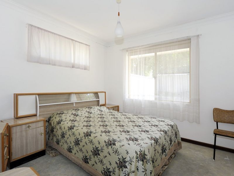 141 Fendam Street, Warnbro WA 6169