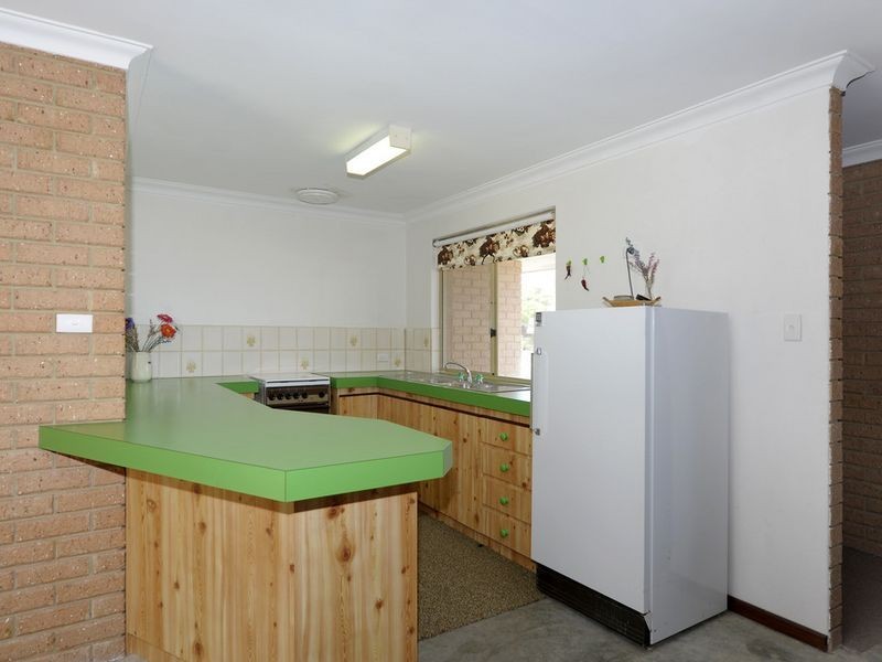 141 Fendam Street, Warnbro WA 6169