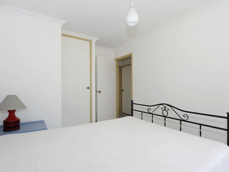 141 Fendam Street, Warnbro WA 6169