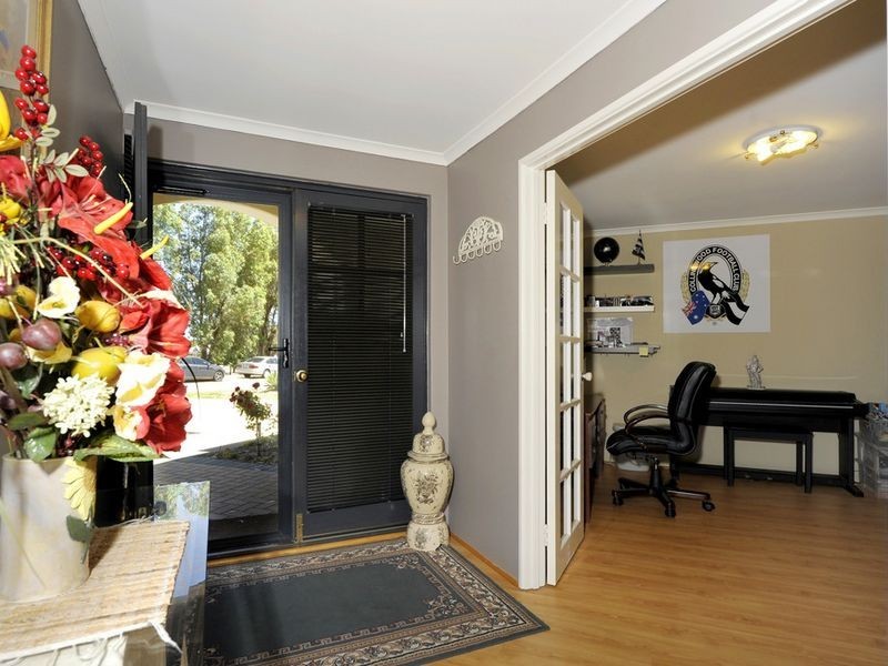 107 Huxtable Terrace, Baldivis WA 6171