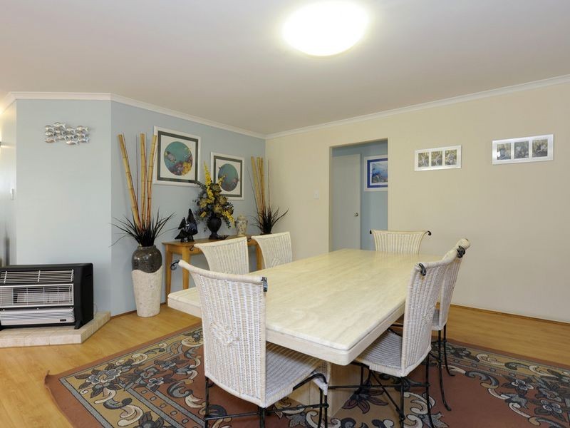 107 Huxtable Terrace, Baldivis WA 6171