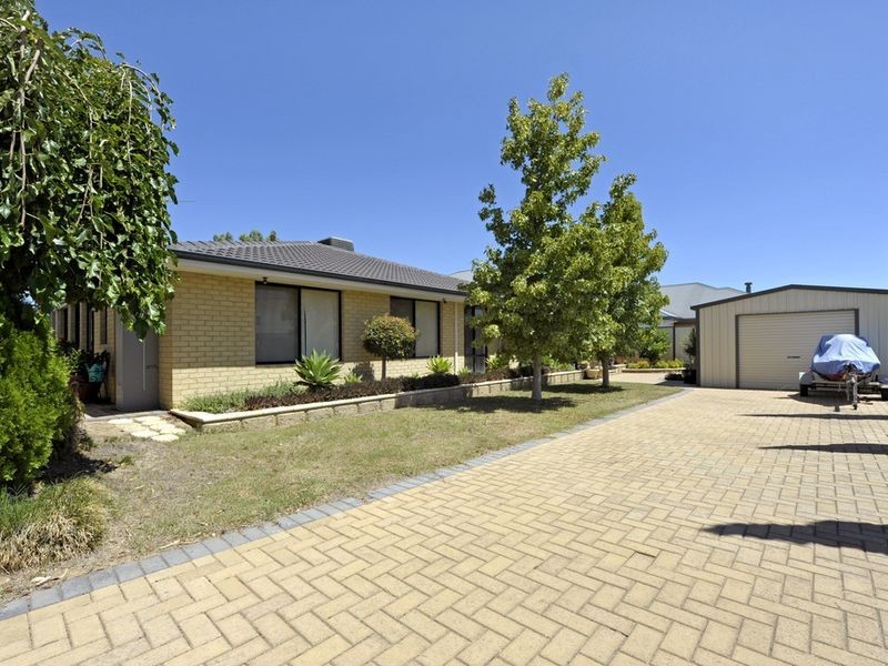 107 Huxtable Terrace, Baldivis WA 6171