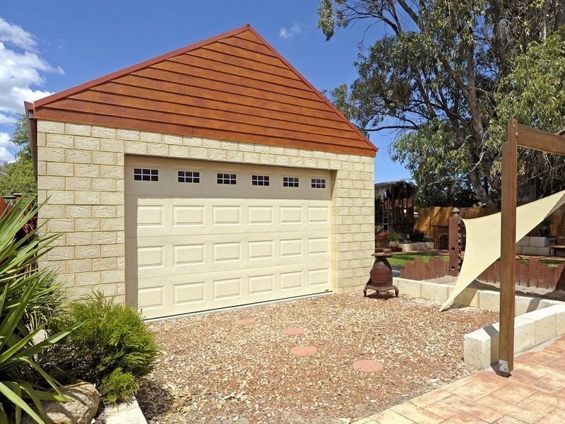 14 Salcombe Way, Warnbro WA 6169