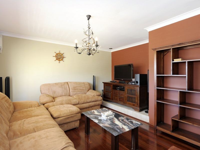 22 Monkton Way, Warnbro WA 6169