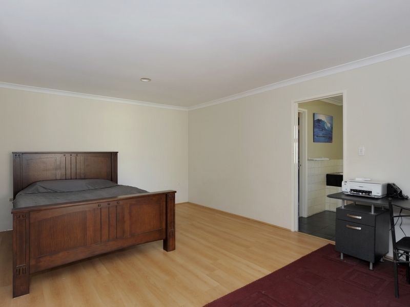 22 Monkton Way, Warnbro WA 6169