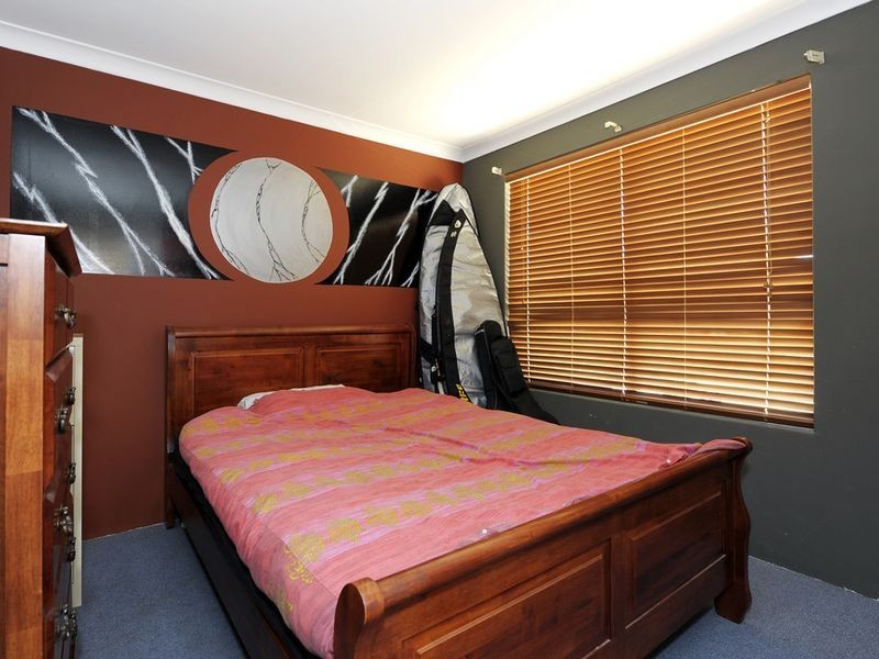 22 Monkton Way, Warnbro WA 6169