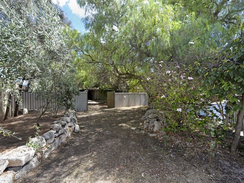 76 Lewington Street, Rockingham WA 6168