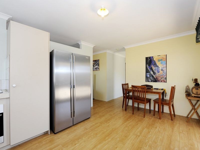 15 Bayonne Gardens, Port Kennedy WA 6172