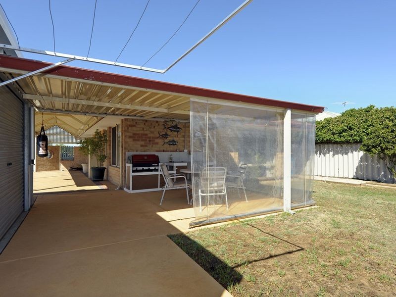 15 Bayonne Gardens, Port Kennedy WA 6172
