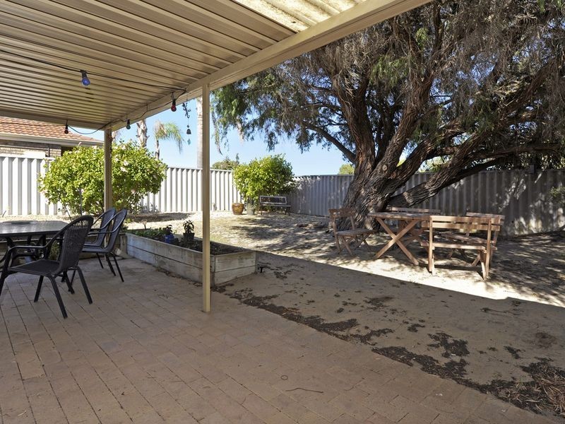 17B Trinity Court, Safety Bay WA 6169