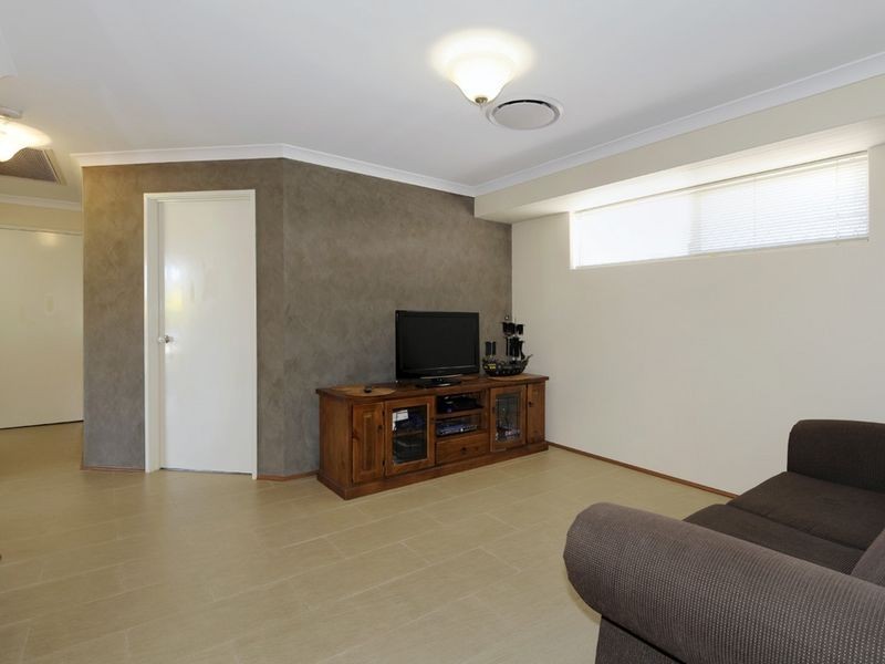 5 Celtic Crescent, Shoalwater WA 6169