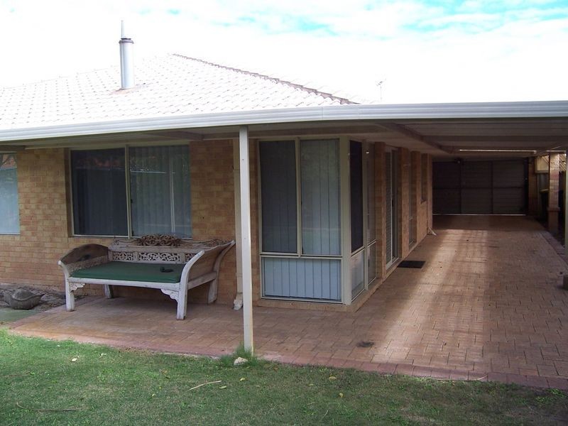 3 Pebble Beach Cove, Waikiki WA 6169