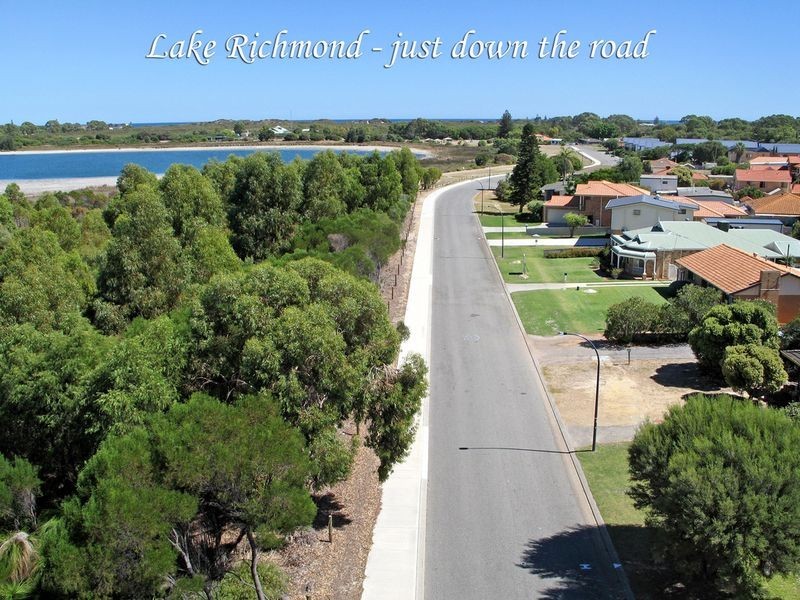 44 Lake Street, Rockingham WA 6168