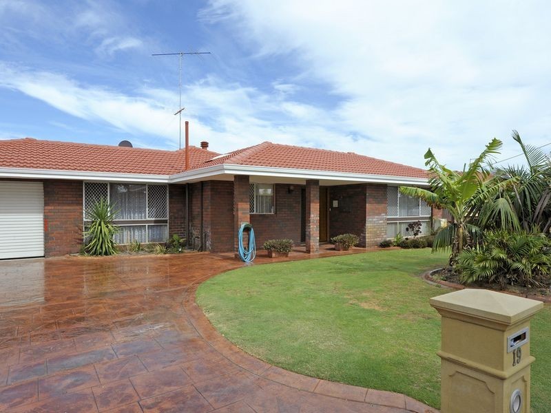 19 Biscayne Street, Safety Bay WA 6169