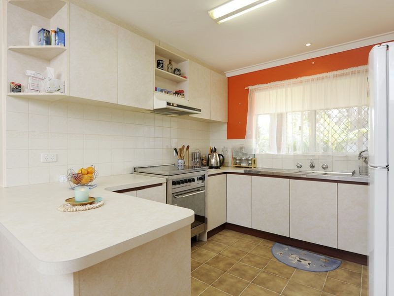 19 Biscayne Street, Safety Bay WA 6169