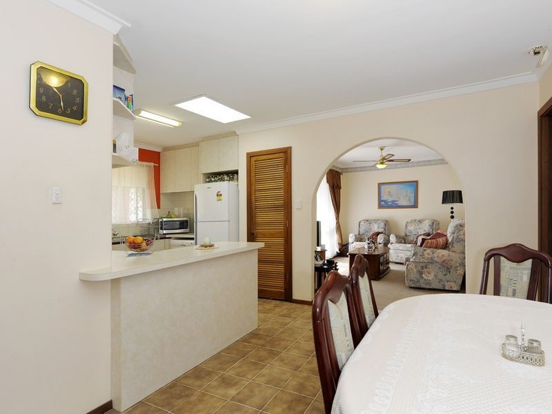 19 Biscayne Street, Safety Bay WA 6169