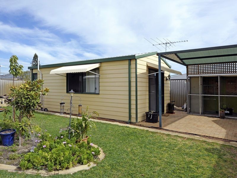 19 Biscayne Street, Safety Bay WA 6169