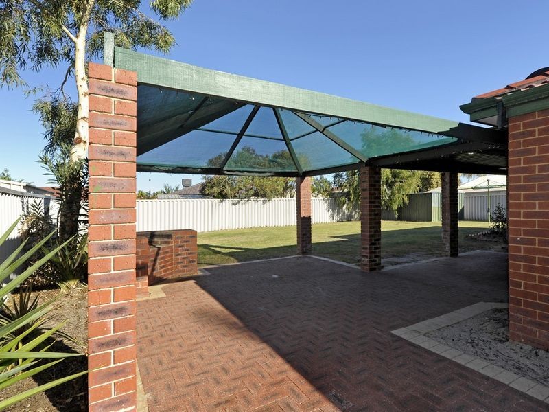 9 Coronata Drive, Warnbro WA 6169