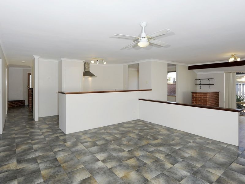 9 Coronata Drive, Warnbro WA 6169