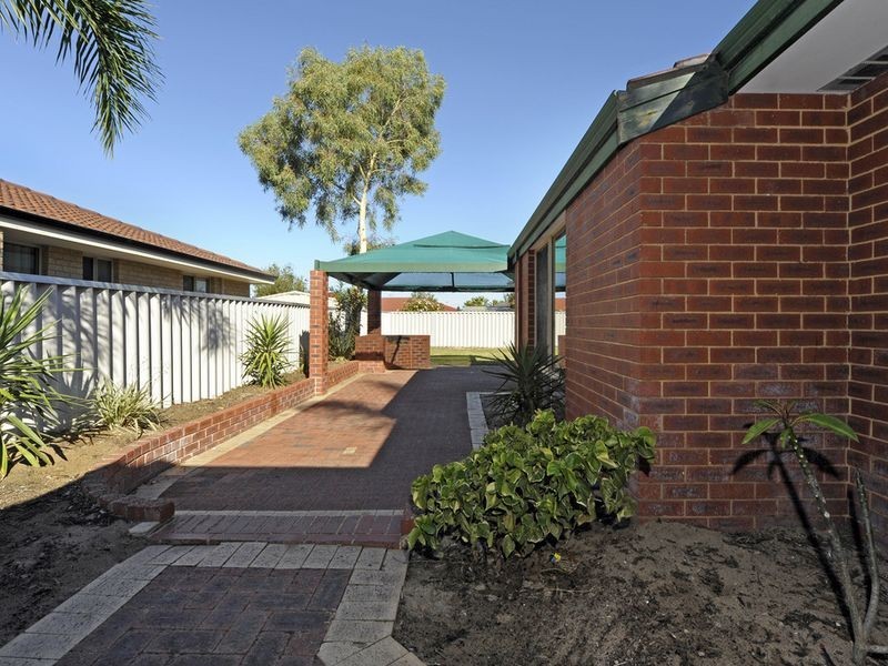 9 Coronata Drive, Warnbro WA 6169