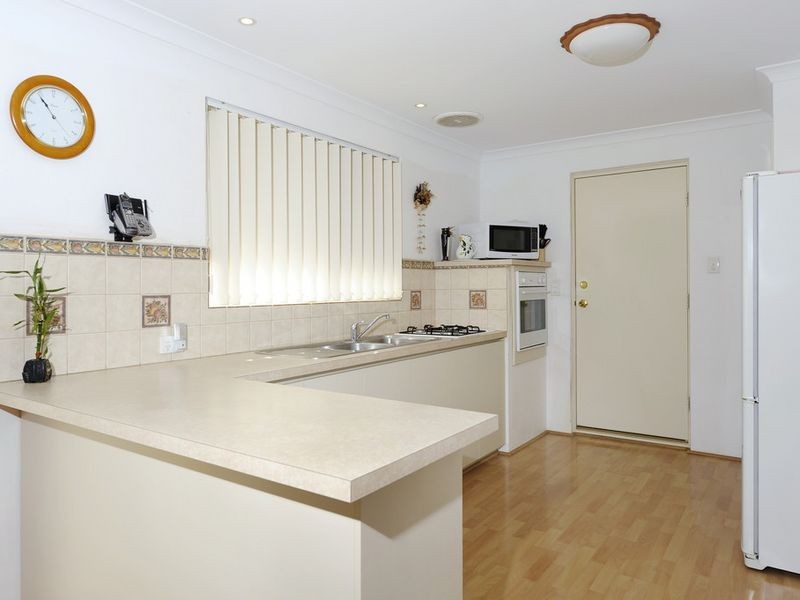 14 Nunton Place, Port Kennedy WA 6172