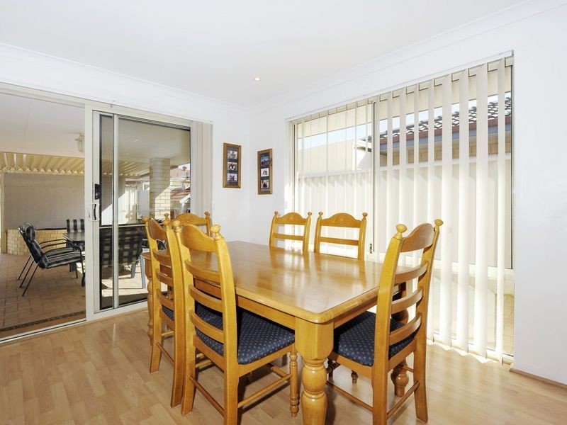 14 Nunton Place, Port Kennedy WA 6172